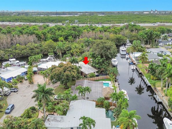2655 Flamingo Ln, Fort Lauderdale FL 33312