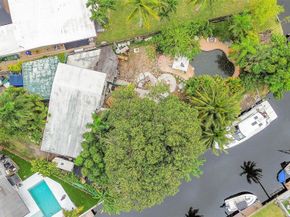 2655 Flamingo Ln, Fort Lauderdale FL 33312