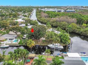 2655 Flamingo Ln, Fort Lauderdale FL 33312