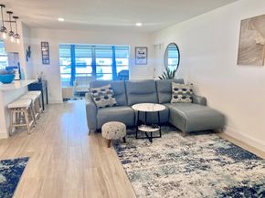 1130 Circle Terrace W B, Delray Beach FL 33445