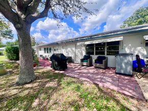 1130 Circle Terrace W B, Delray Beach FL 33445