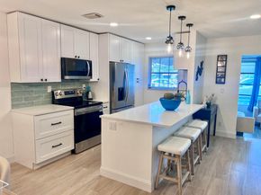 1130 Circle Terrace W B, Delray Beach FL 33445