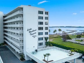 301 Lake Shore Drive 401, Lake Park FL 33403