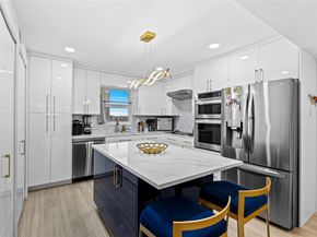 301 Lake Shore Drive 401, Lake Park FL 33403