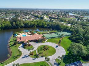 8280 Waterline Drive 101, Boynton Beach FL 33472