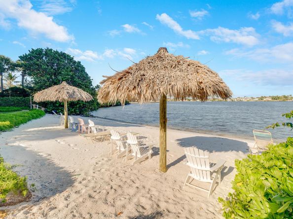 500 Scotia Drive 106, Hypoluxo FL 33462