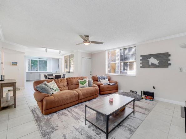 500 Scotia Drive 106, Hypoluxo FL 33462