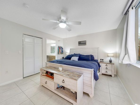 500 Scotia Drive 106, Hypoluxo FL 33462