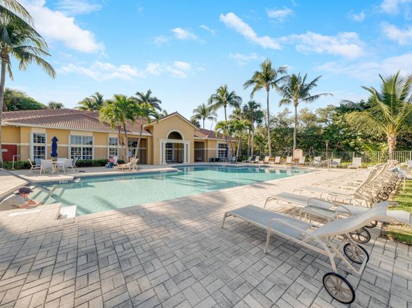 500 Scotia Drive 106, Hypoluxo FL 33462