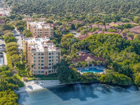 500 Scotia Drive 106, Hypoluxo FL 33462