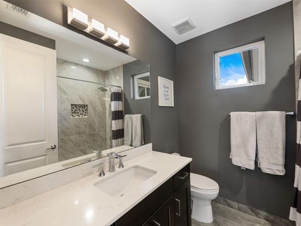 5500 NE 31st Avenue, Fort Lauderdale FL 33308
