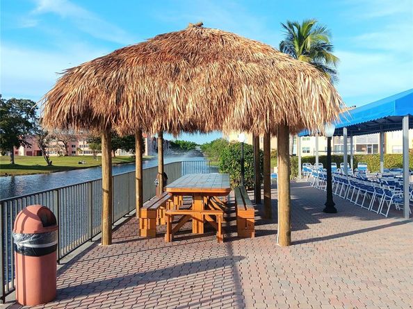 9421 E Sunrise Lakes Blvd 109, Sunrise FL 33322