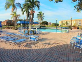 9421 E Sunrise Lakes Blvd 109, Sunrise FL 33322