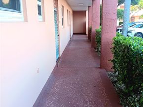 9421 E Sunrise Lakes Blvd 109, Sunrise FL 33322