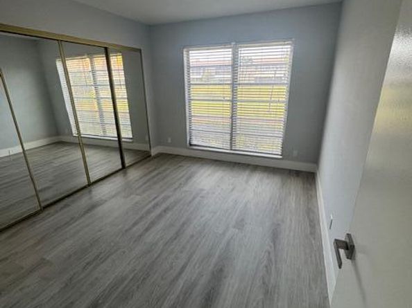 315 S Circle Drive S 102, Boynton Beach FL 33435