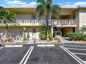 315 S Circle Drive S 102, Boynton Beach FL 33435