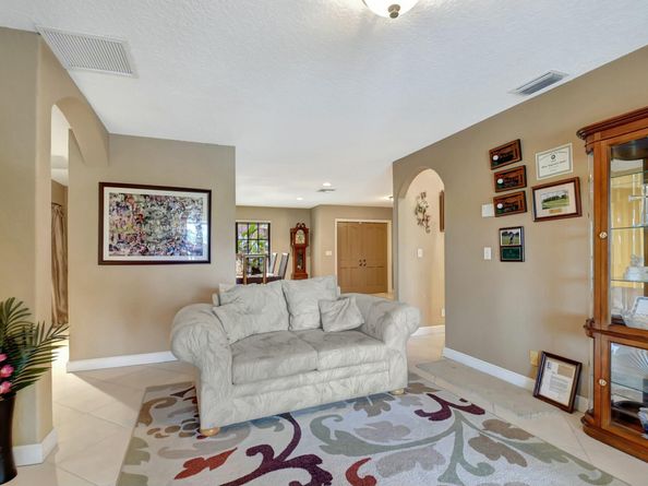 581 S Country Club Drive, Atlantis FL 33462