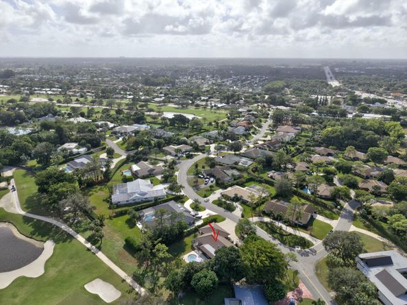 581 S Country Club Drive, Atlantis FL 33462