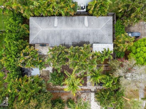 218 NE 5th Terrace, Delray Beach FL 33444