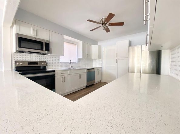 1631 Hollywood Blvd, Hollywood FL 33020
