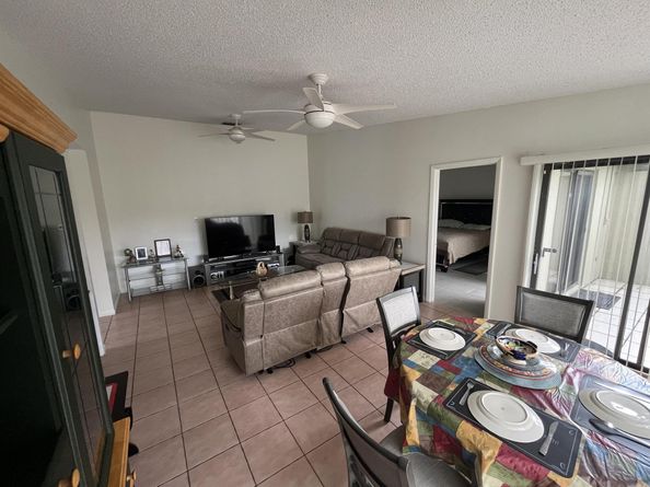 172 Meadows Drive, Boynton Beach FL 33436
