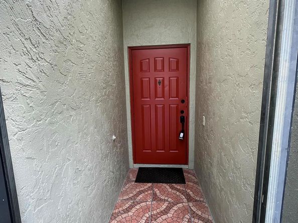 172 Meadows Drive, Boynton Beach FL 33436
