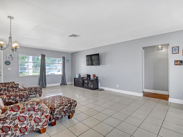5126 Michael Drive Drive, West Palm Beach FL 33417