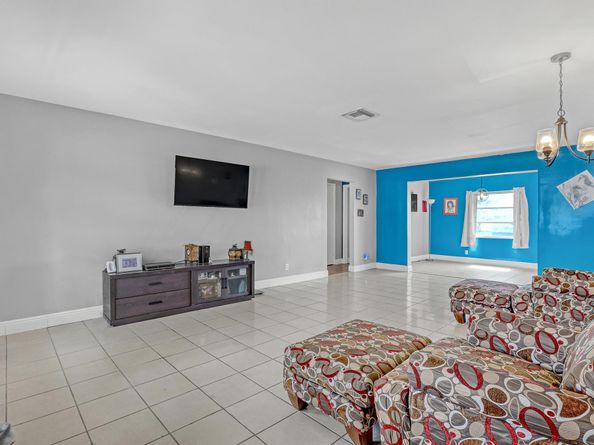 5126 Michael Drive Drive, West Palm Beach FL 33417
