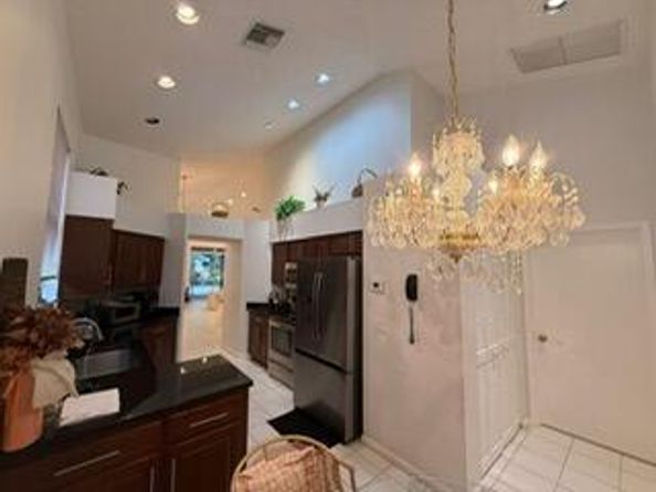6668 NW 26th Way, Boca Raton FL 33496