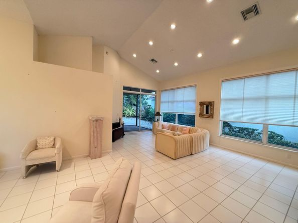 6668 NW 26th Way, Boca Raton FL 33496