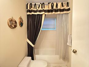 6668 NW 26th Way, Boca Raton FL 33496