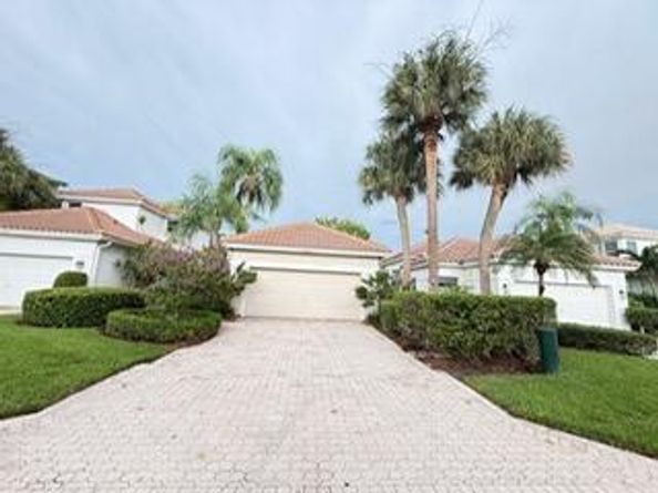 6668 NW 26th Way, Boca Raton FL 33496
