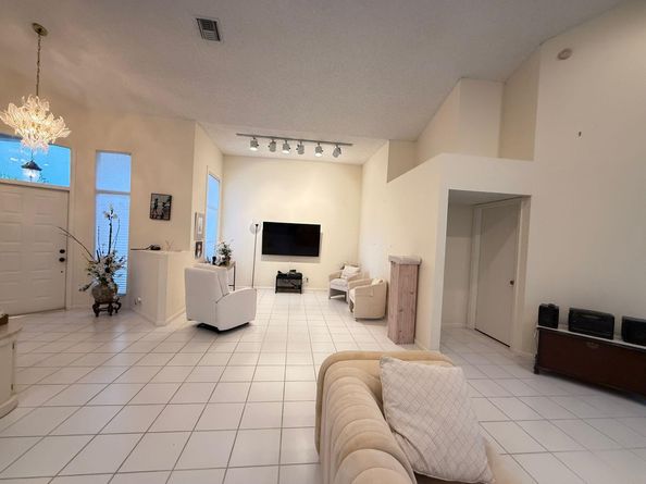 6668 NW 26th Way, Boca Raton FL 33496