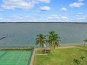 5200 N Flagler Dr 802, West Palm Beach FL 33407
