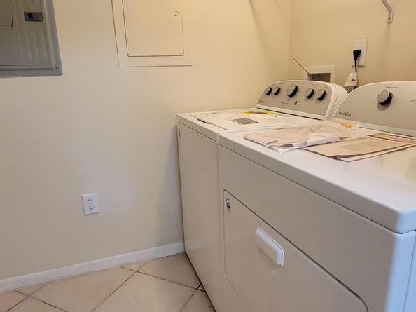 6533 Emerald Dunes Drive 304, West Palm Beach FL 33411