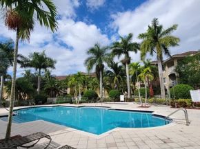 6533 Emerald Dunes Drive 304, West Palm Beach FL 33411