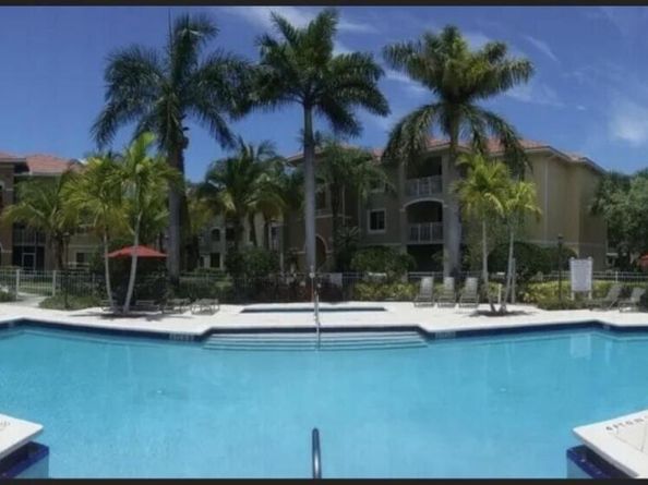 6533 Emerald Dunes Drive 304, West Palm Beach FL 33411