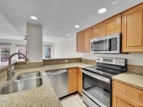 650 Tennis Club Dr 305, Fort Lauderdale FL 33311