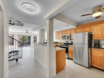 650 Tennis Club Dr