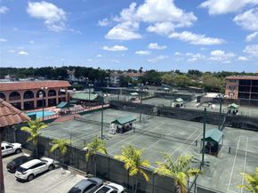 650 Tennis Club Dr 305, Fort Lauderdale FL 33311