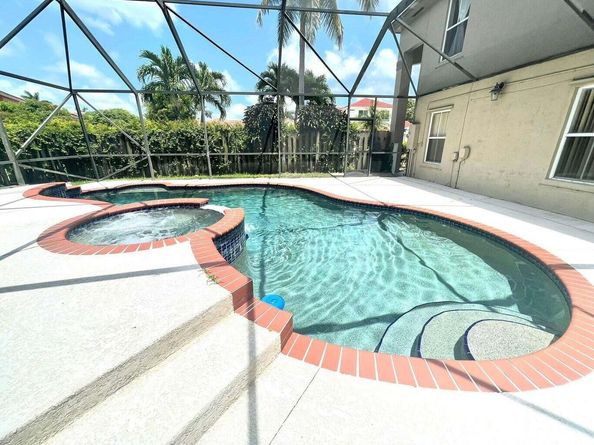 3123 Sunset Lane, Margate FL 33063