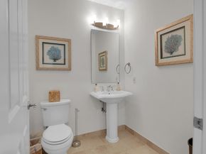 3960 N Flagler Drive 301, West Palm Beach FL 33407