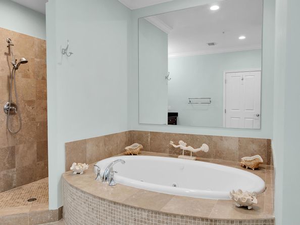 3960 N Flagler Drive 301, West Palm Beach FL 33407