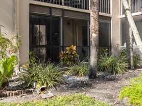 5250 Las Verdes Cir Circle 116, Delray Beach FL 33484
