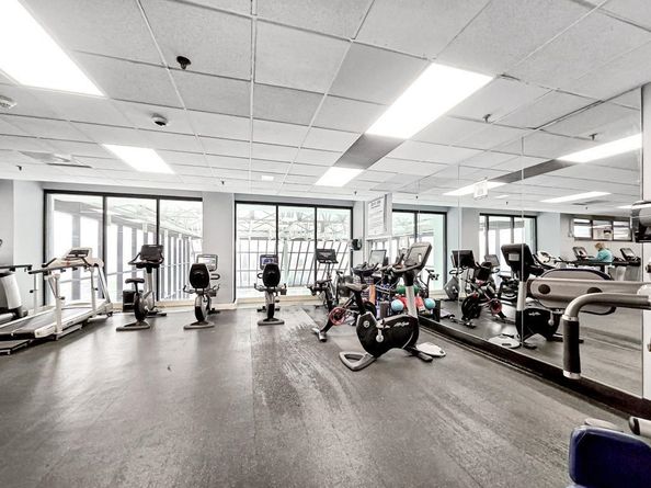 7002 Blvd East 15E, Guttenberg NJ 07093