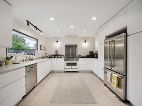 6230 Waltway Drive, Houston TX 77008