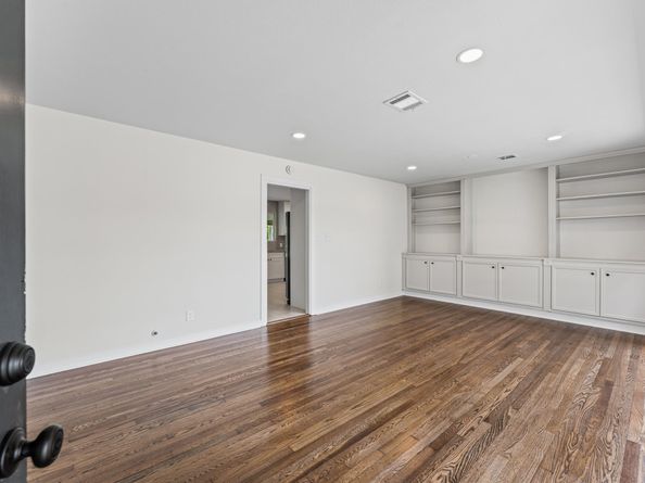 6305 Tarna Lane, Houston TX 77074