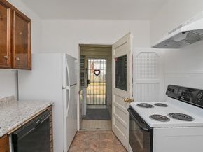 6401 Stratton Street, Houston TX 77023