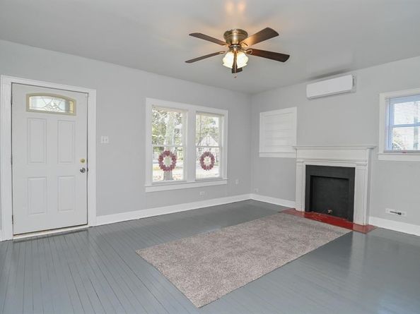 6401 Stratton Street, Houston TX 77023