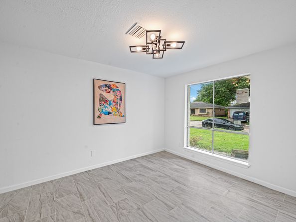 11823 S Willow Circle, Houston TX 77071